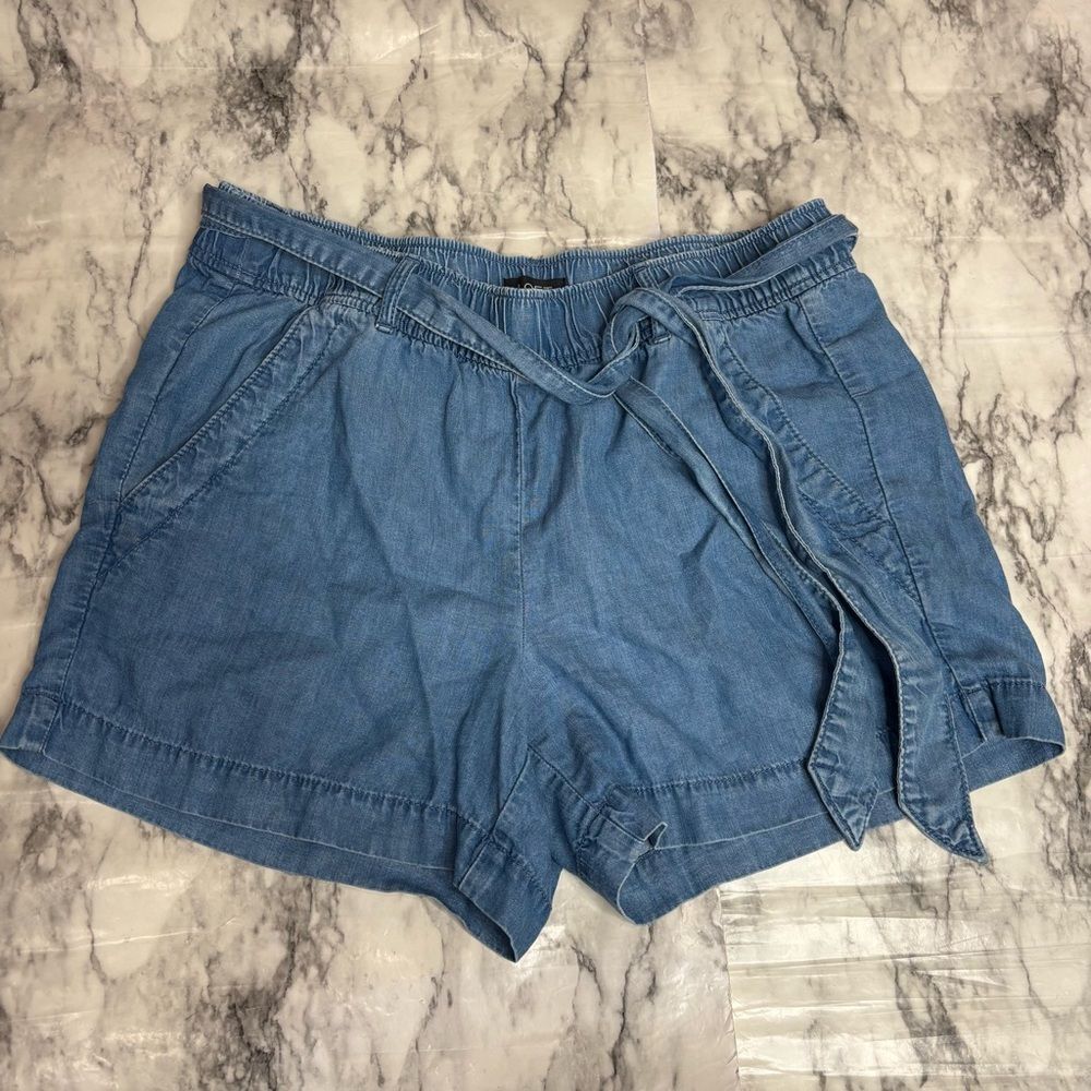 Loft size small blue soft chambray shorts high rise with belt casual summer